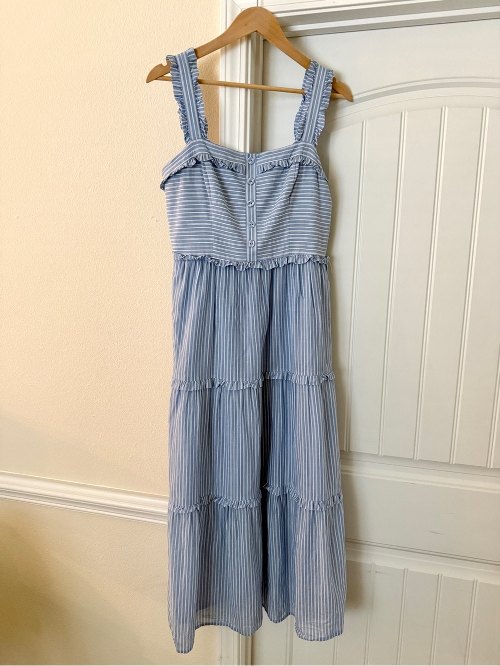 Gal Meets Glam Blue Stripe Courtney Dress